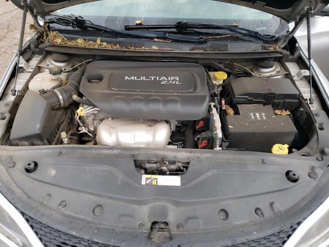 Photo 11 from auction – 2016 CHRYSLER 200 LIMITE with VIN 1C3CCCAB8GN186538