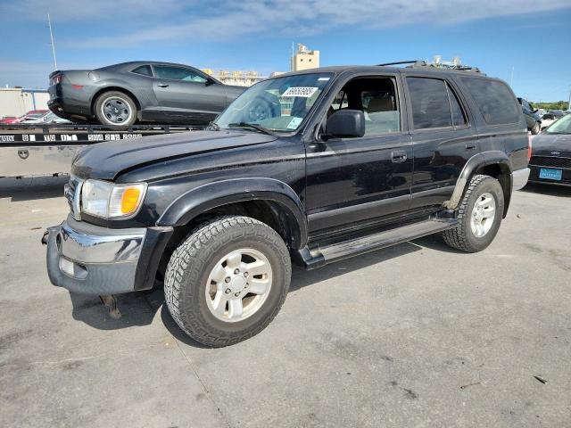 TOYOTA 4RUNNER SR 2000 with VIN JT3GN86R8Y0163256 - Photo from auction