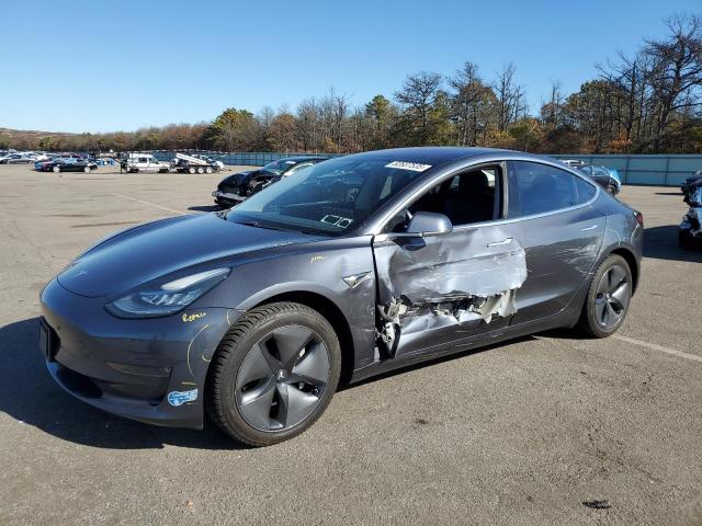 TESLA MODEL 3 2018 with VIN 5YJ3E1EA7JF025888 - Photo from auction