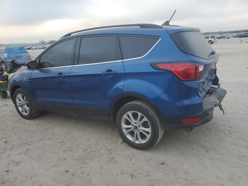 Photo 2 from auction – 2019 FORD ESCAPE SE with VIN 1FMCU0GD2KUB77876