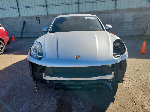 Photo 5 from auction – 2017 PORSCHE MACAN with VIN WP1AA2A50HLB80693