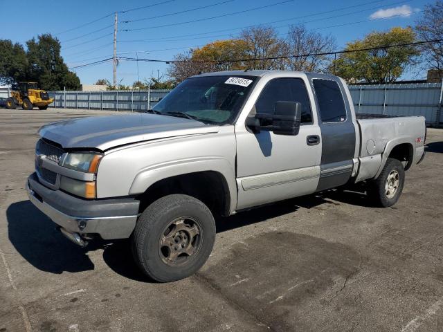 Photo 1 from auction – 2004 CHEVROLET SILVERADO K1500 with VIN 2GCEK19T841219382