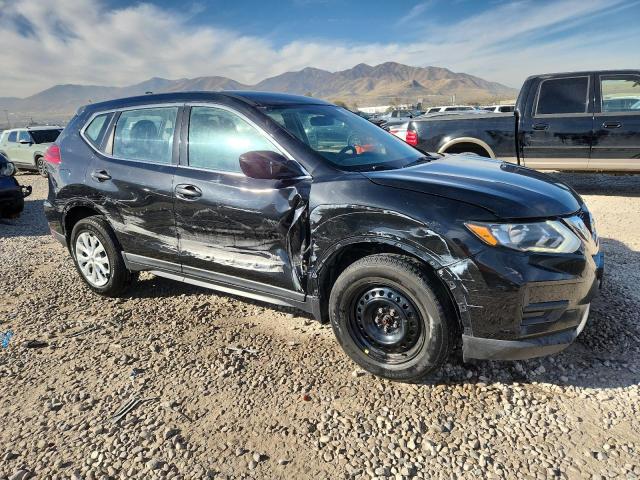 Photo 4 from auction – 2017 NISSAN ROGUE S with VIN KNMAT2MV8HP541796