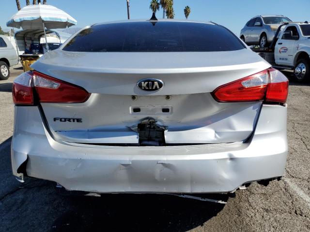 Photo 6 from auction – 2016 KIA FORTE LX with VIN KNAFK4A66G5514959