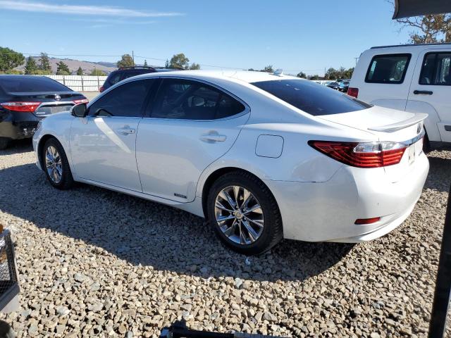 Photo 2 from auction – 2013 LEXUS ES 300H with VIN JTHBW1GG6D2010668