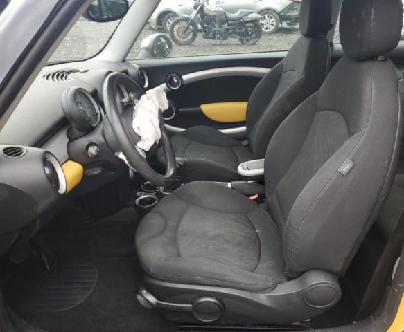 Photo 7 from auction – 2007 MINI COOPER with VIN WMWMF33567TL78824