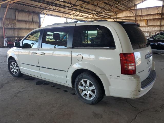 Photo 2 from auction – 2010 CHRYSLER TOWN & COU with VIN 2A4RR5D10AR198657