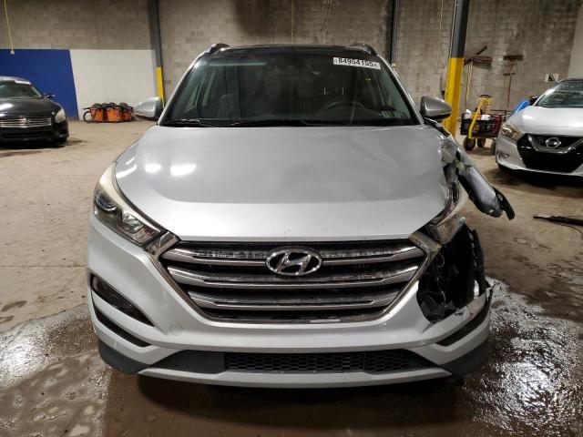 Photo 5 from auction – 2017 HYUNDAI TUCSON LIM with VIN KM8J3CA25HU506890