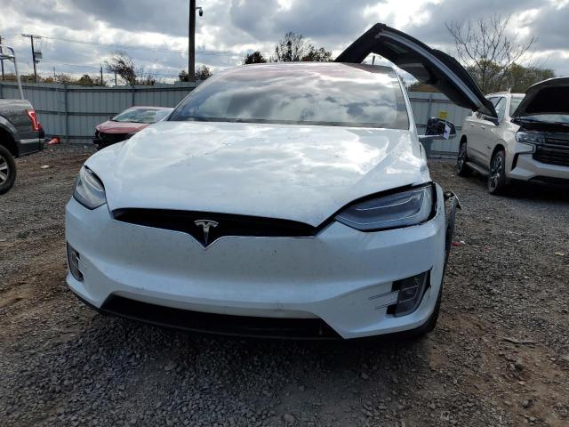 Photo 5 from auction – 2020 TESLA MODEL X with VIN 5YJXCAE28LF235645