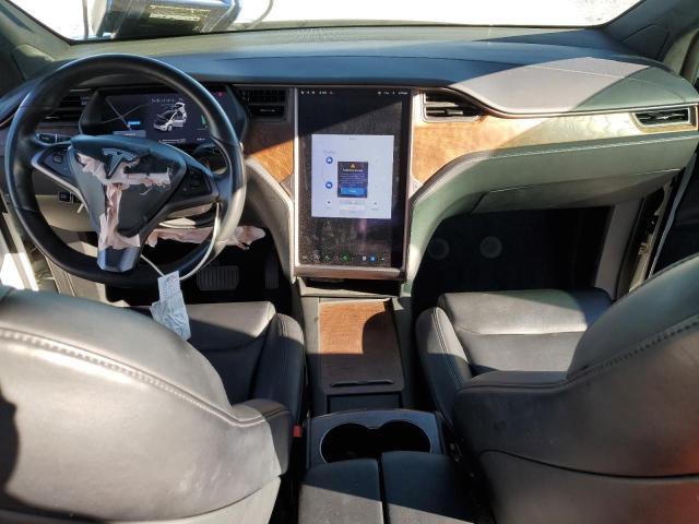 Photo 8 from auction – 2020 TESLA MODEL X with VIN 5YJXCAE23LF260968