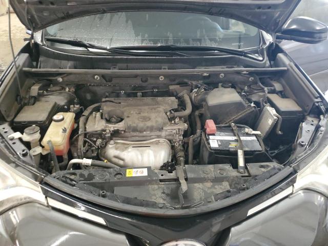 Photo 12 from auction – 2017 TOYOTA RAV4 LE with VIN JTMBFREV6HJ152578