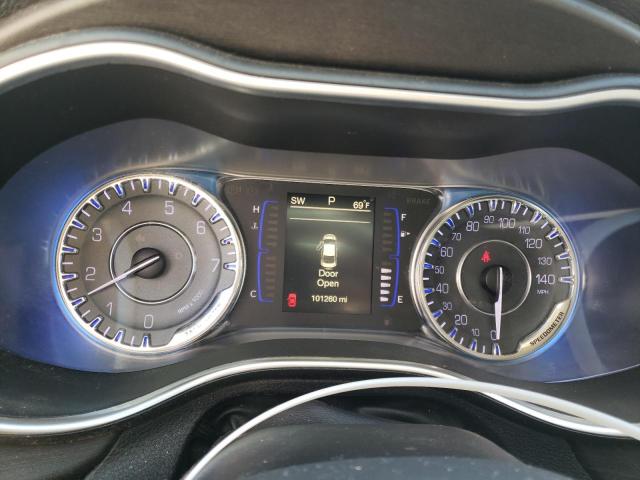 Photo 9 from auction – 2016 CHRYSLER 200 LIMITE with VIN 1C3CCCAB1GN155700