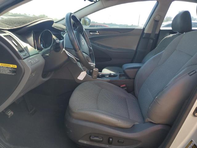 Photo 7 from auction – 2012 HYUNDAI SONATA SE with VIN 5NPEC4AB4CH321776