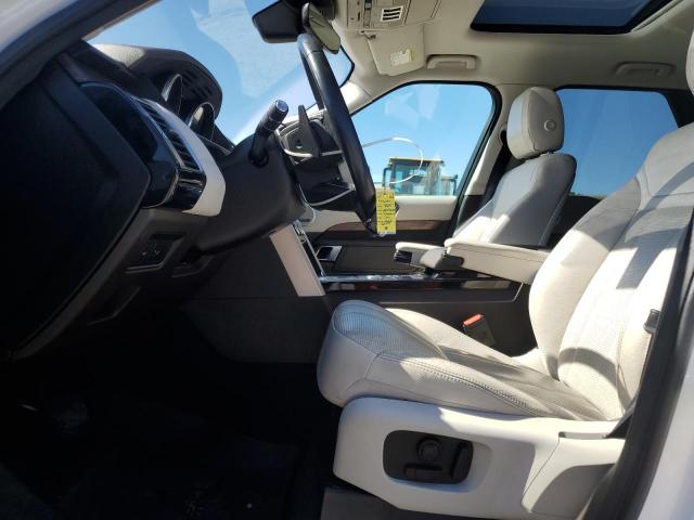Photo 7 from auction – 2017 LAND ROVER DISCOVERY with VIN SALRRBBV9HA025477