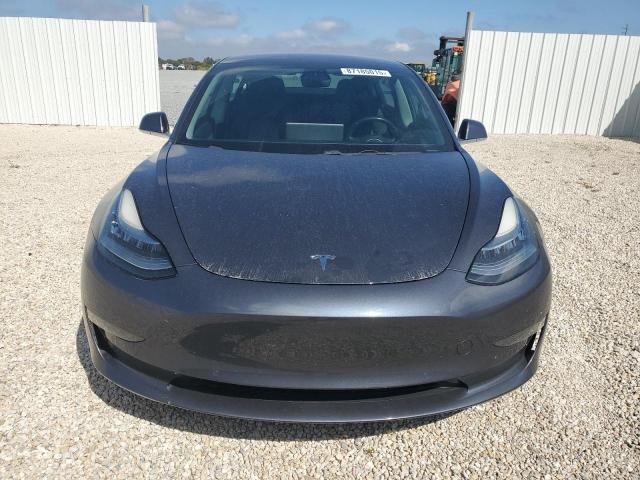 Photo 5 from auction – 2018 TESLA MODEL 3 with VIN 5YJ3E1EA8JF046412