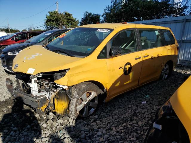 Photo 1 from auction – 2016 TOYOTA SIENNA with VIN 5TDZK3DC6GS703729