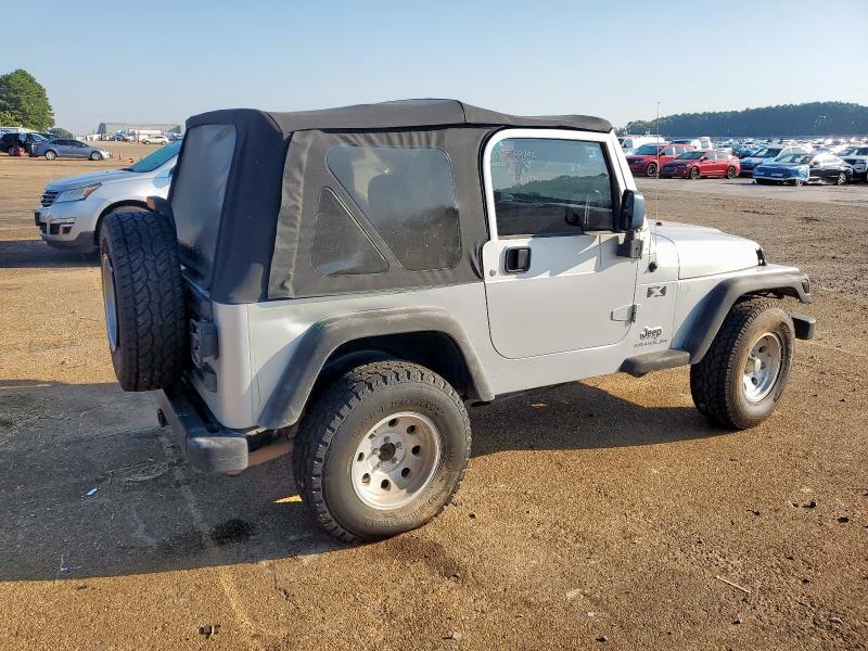 Photo 3 from auction – 2004 JEEP WRANGLER X with VIN 1J4FA39S44P749596