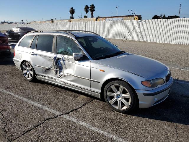 Photo 4 from auction – 2003 BMW 325 IT with VIN WBAEN334X3PC12410