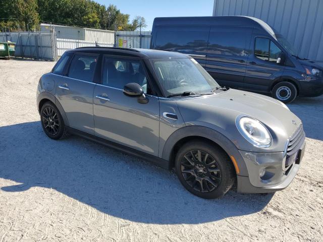 Photo 4 from auction – 2016 MINI COOPER with VIN WMWXU1C57G2D10287