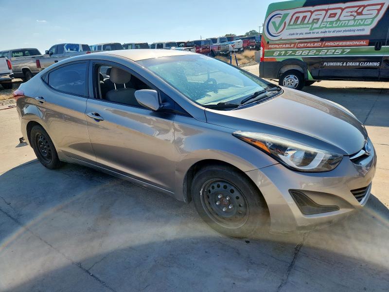Photo 4 from auction – 2016 HYUNDAI ELANTRA with VIN 5NPDH4AE5GH714358