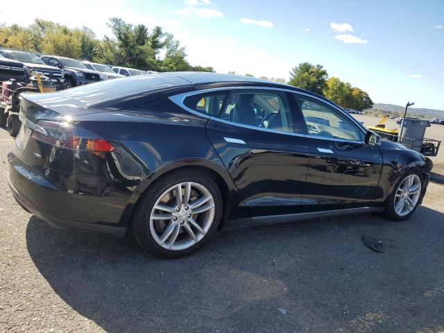 Photo 3 from auction – 2015 TESLA MODEL S 70 with VIN 5YJSA1S2XFF096790