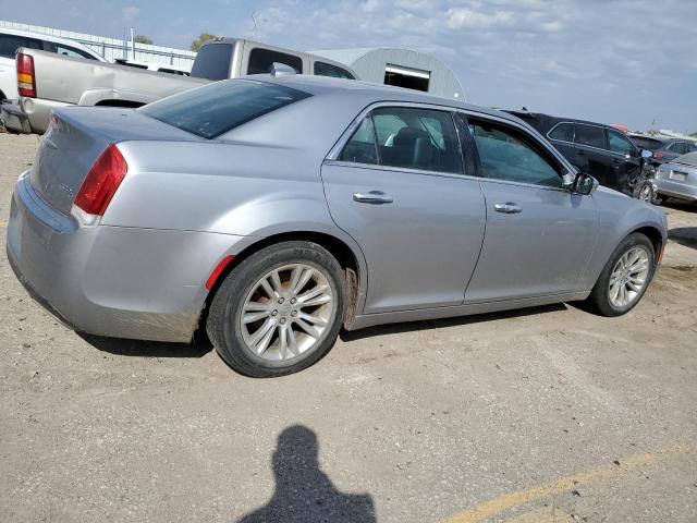 Photo 3 from auction – 2017 CHRYSLER 300C with VIN 2C3CCAEG8HH632661