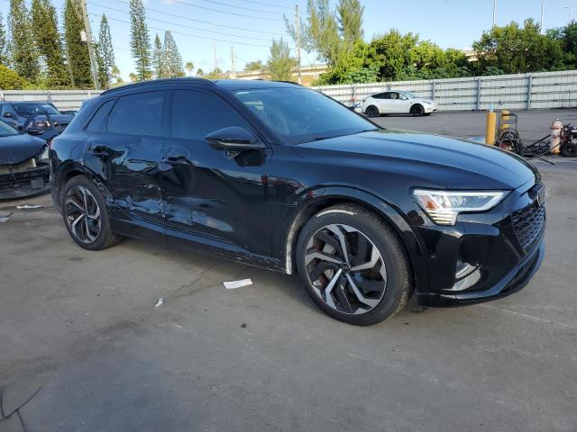 Zdjęcie 4 z aukcji – 2024 AUDI Q8 E-TRON z VIN WA15AAGEXRB061149