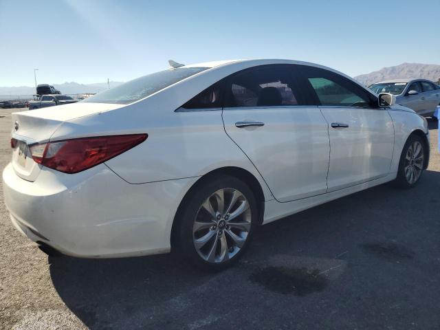 Photo 3 from auction – 2011 HYUNDAI SONATA with VIN 5NPEC4AC5BH061766