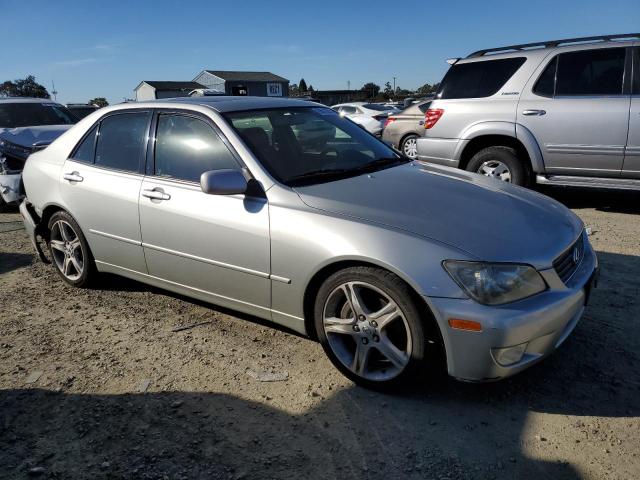 Photo 4 from auction – 2001 LEXUS IS 300 with VIN JTHBD182410024455