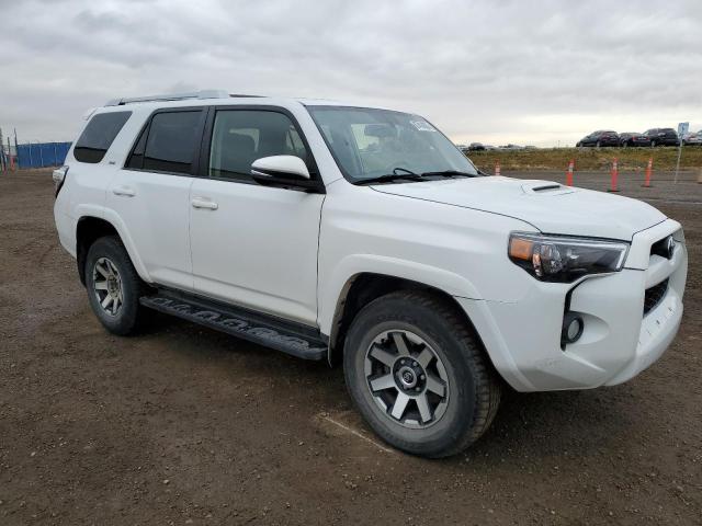 Photo 4 from auction – 2016 TOYOTA 4RUNNER SR with VIN JTEBU5JR2G5326494
