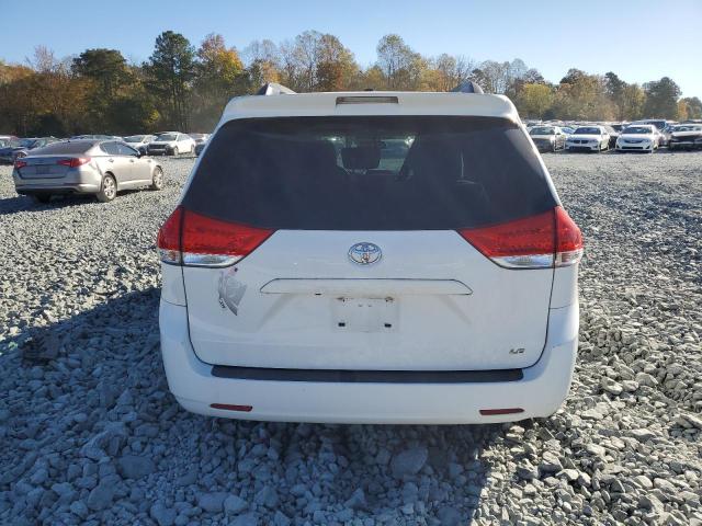 Photo 6 from auction – 2013 TOYOTA SIENNA LE with VIN 5TDKK3DC4DS390077
