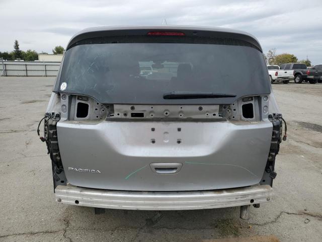 Photo 6 from auction – 2017 CHRYSLER PACIFICA T with VIN 2C4RC1BG4HR530374