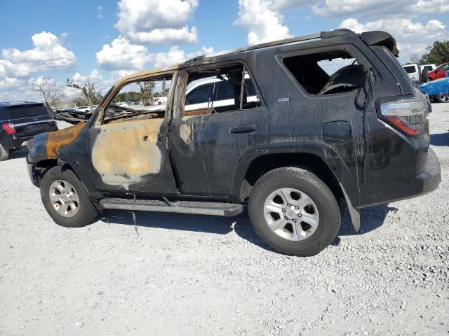 Photo 2 from auction – 2020 TOYOTA 4 RUNNER with VIN JTEZU5JR2L5218515