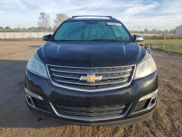 Photo 5 from auction – 2017 CHEVROLET TRAVERSE L with VIN 1GNKRGKD1HJ107448