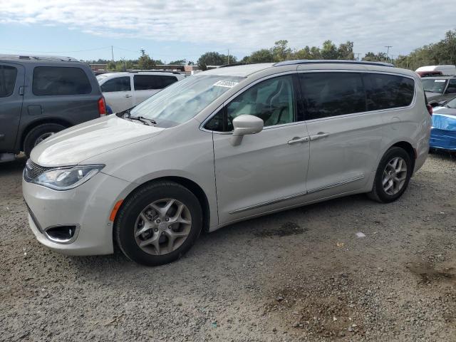 CHRYSLER PACIFICA T 2019 with VIN 2C4RC1BG4KR589996 - Photo from auction