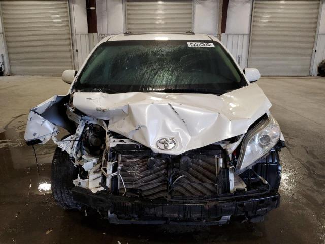 Photo 5 from auction – 2016 TOYOTA SIENNA XLE with VIN 5TDYK3DC6GS744342