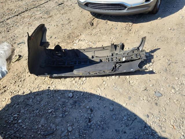 Photo 12 from auction – 2016 CHRYSLER 300C with VIN 2C3CCAEG4GH342948