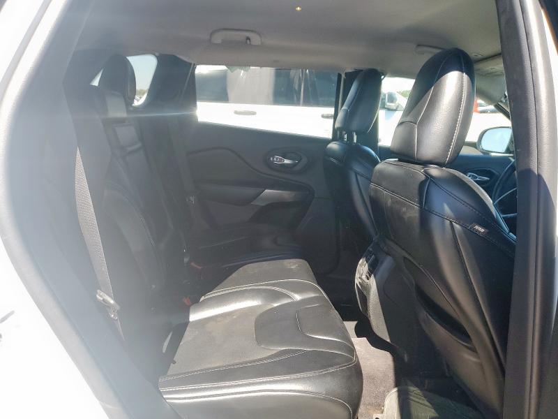 Photo 11 from auction – 2019 JEEP CHEROKEE L with VIN 1C4PJLLB2KD176392