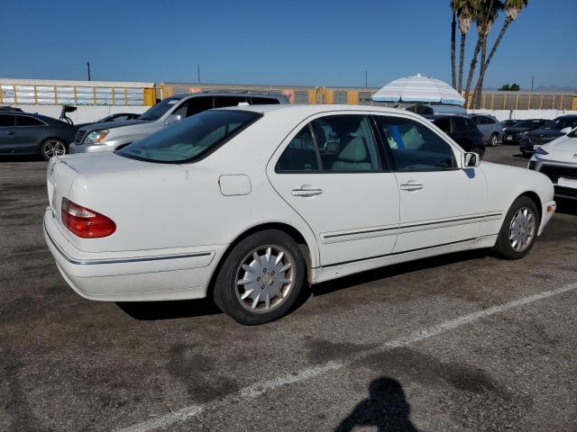Photo 3 from auction – 2000 MERCEDES-BENZ E 320 with VIN WDBJF65G5YA963007