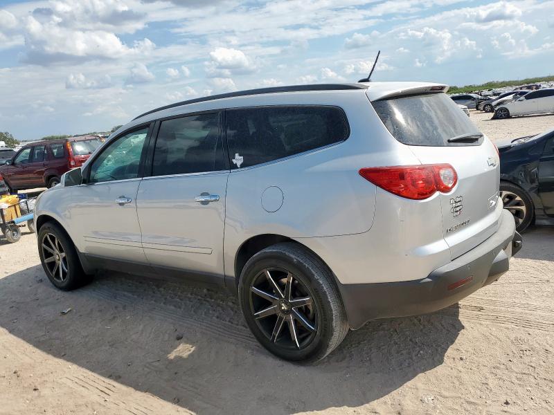 Photo 2 from auction – 2010 CHEVROLET TRAVERSE L with VIN 1GNLRFED9AS114464