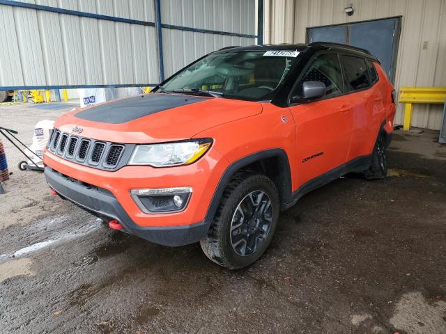 JEEP COMPASS TR 2019 with VIN 3C4NJDDB4KT690735 - Photo from auction