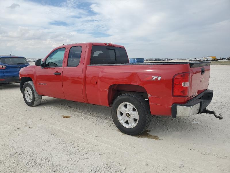 Photo 2 from auction – 2013 CHEVROLET SILVERADO with VIN 1GCRCSE01DZ377568