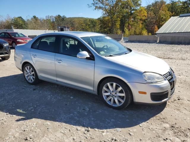 Photo 4 from auction – 2010 VOLKSWAGEN JETTA WOLF with VIN 3VWRA7AJ4AM064395