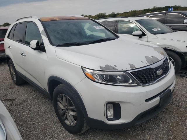 Photo 4 from auction – 2015 KIA SORENTO with VIN 5XYKTCA62FG561890