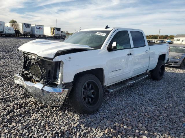 CHEVROLET SILVERADO 2018 with VIN 3GCUKREC3JG547151 - Photo from auction