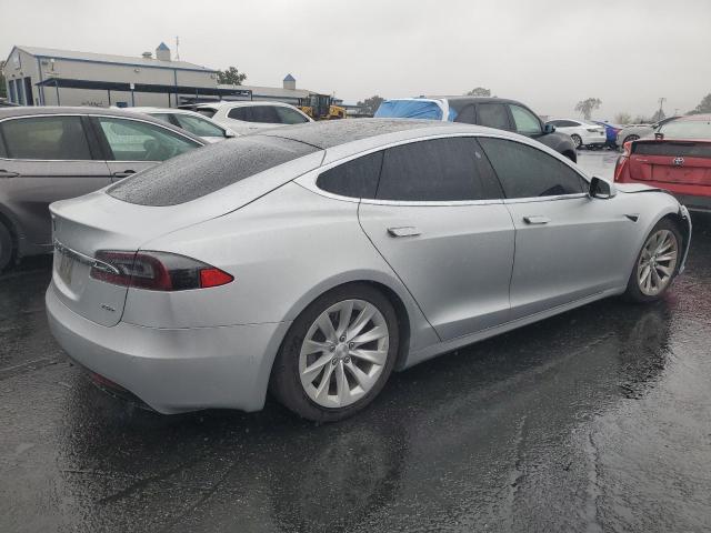 Photo 3 from auction – 2018 TESLA MODEL S with VIN 5YJSA1E26JF252358
