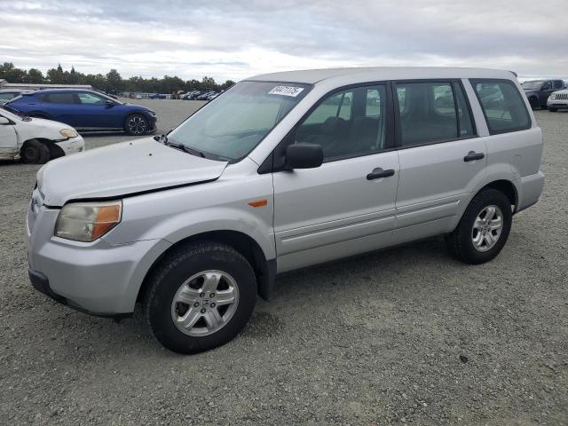 HONDA PILOT LX 2007 with VIN 5FNYF18197B021638 - Photo from auction