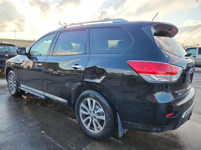 Photo 2 from auction – 2015 NISSAN PATHFINDER with VIN 5N1AR2MM8FC717655