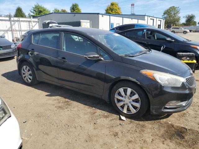 Photo 4 from auction – 2016 KIA FORTE LX with VIN KNAFK5A88G5525226