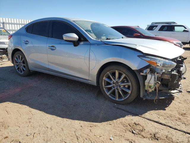 Photo 4 from auction – 2018 MAZDA 3 TOURING with VIN 3MZBN1V36JM245559